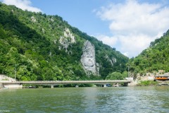 Decebal ramai cu bine