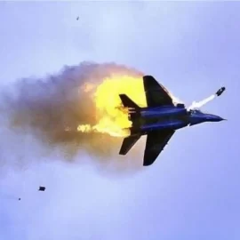 Armata ucraineana a doborat astazi un avion rusesc SU-30 pe raza orasului Irpin de langa Kiev